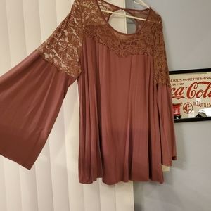 Torrid size 4 lace bell sleeve blouse